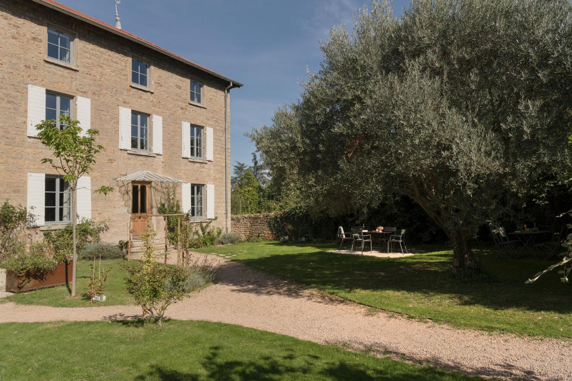 La Maison Des Monts D'Or Saint-Germain-au-Mont-dʼOr Exterior foto